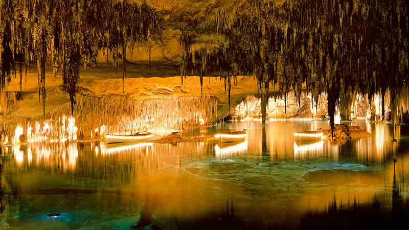 cuevas-of-drach