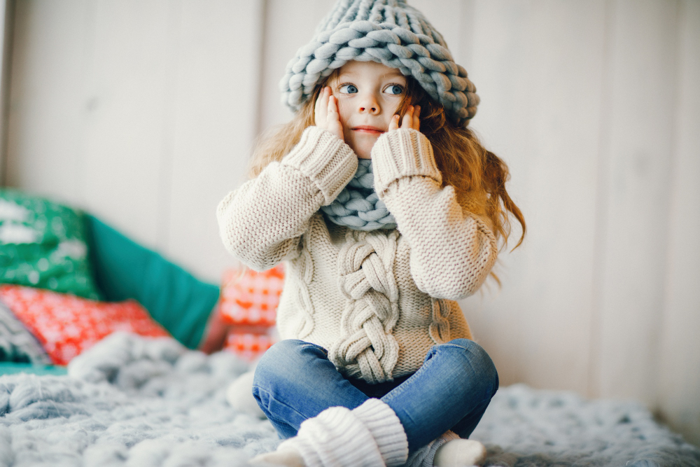 baby-girl-knitted-hat-scarf