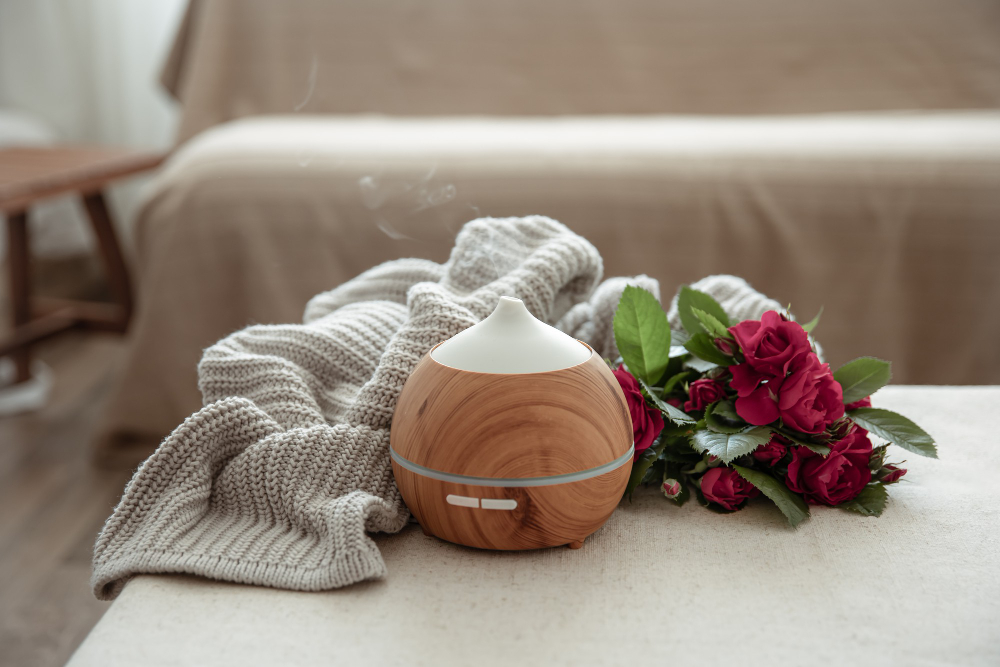 modern-oil-aroma-diffuser-living-room-table-with-knitted-element-flowers