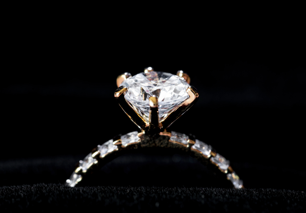 closeup-diamond-ring